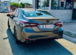 تۆیۆتا کامری